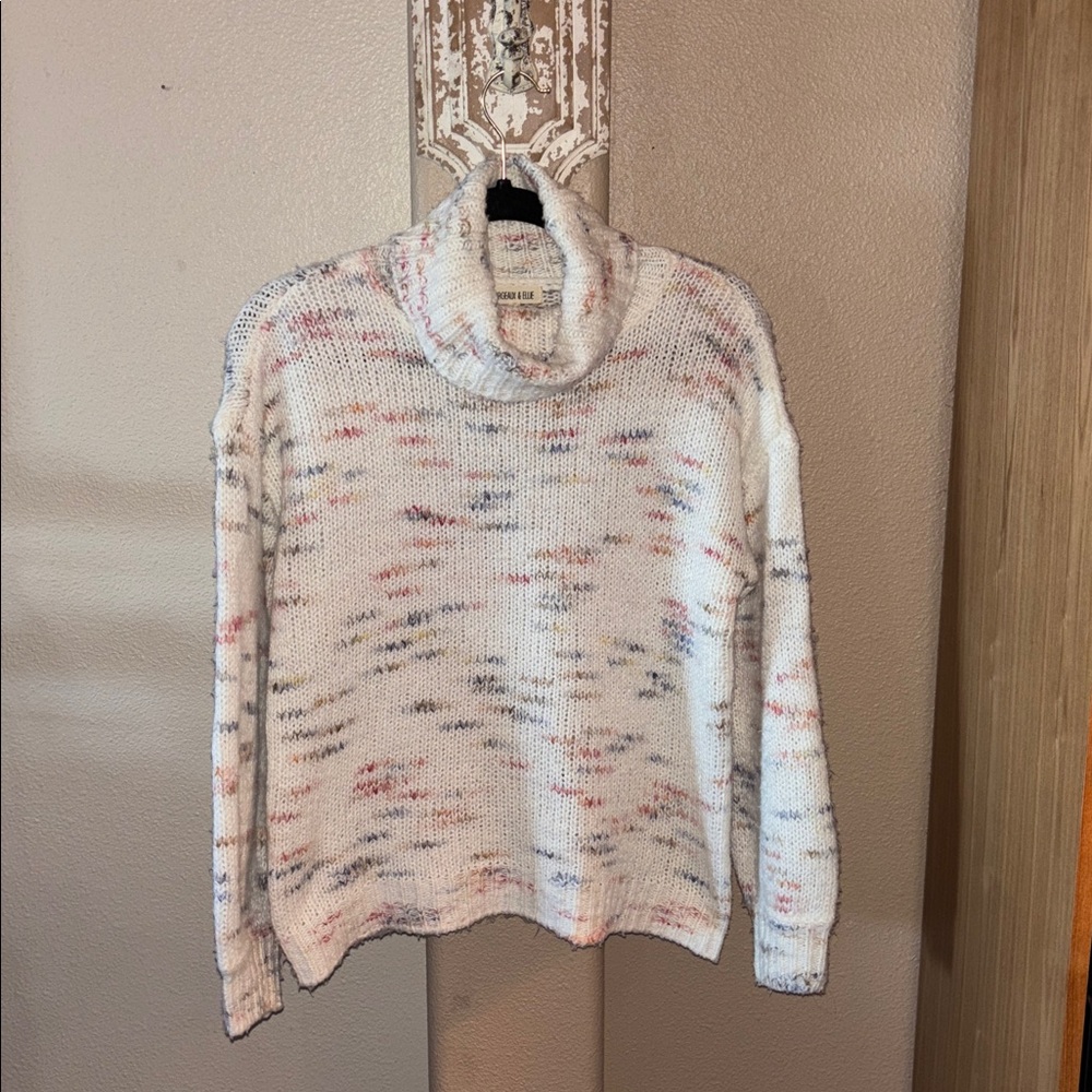 Margeaux and Ellie Cozy Multicolor Turtleneck Sweater size small